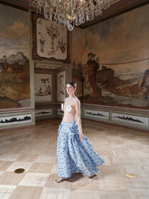 Load image into Gallery viewer, Puffy Pockets skirt -  rent