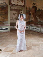 Load image into Gallery viewer, Flower lace dress - rent