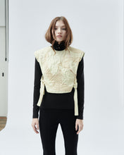 Load image into Gallery viewer, VEST ELIZABETH EMBROIDERY WITH SLEEVES, marble - rent
