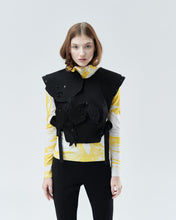 Load image into Gallery viewer, VEST ELIZABETH WITH SLEEVES, black - rent