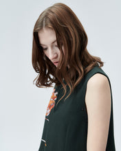 Load image into Gallery viewer, QUEEN MARY DRESS WITH DETACHABLE SLEEVES - rent
