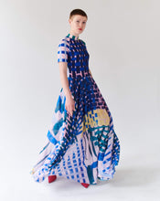 Load image into Gallery viewer, QUEEN MAXI DRESS