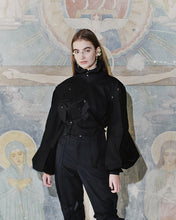 Load image into Gallery viewer, VEST ELIZABETH WITH SLEEVES, black - rent