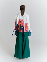 Load image into Gallery viewer, Flower jacket, Off-white with handprinted flowers