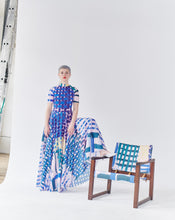 Load image into Gallery viewer, QUEEN MAXI DRESS - rent