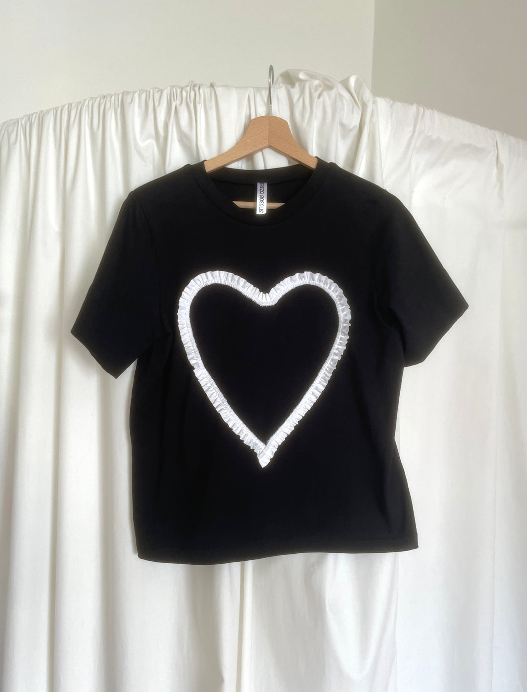 Amour T-Shirt, black - Limited collection
