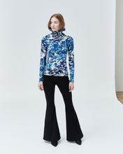 Load image into Gallery viewer, NARCISSUS HIGH-NECK TOP, blue universe
