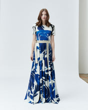 Load image into Gallery viewer, OCEAN WRAP SKIRT - rent

